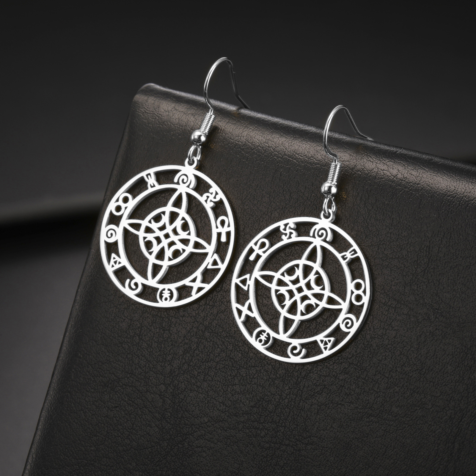Men's retro pendant stainless steel