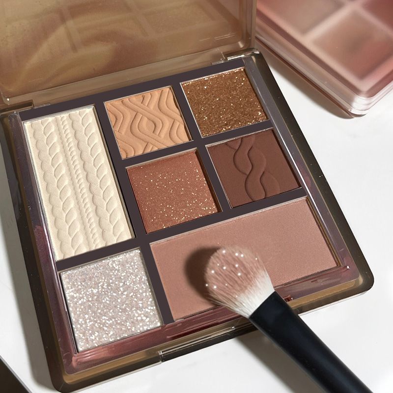 Sombra de ojos de siete colores 03 Color tierra mate Un plato Multiusos sin maquillaje Lentejuelas Sombra de ojos Cowherd Sombra de ojos Plato completo