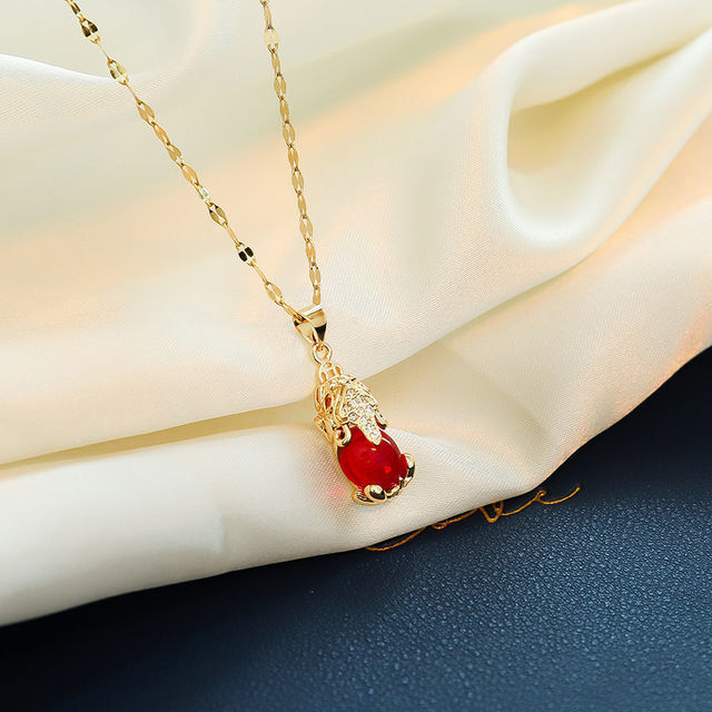 Collana con ciondolo pixiu per donna in acciaio titanio versatile_voghion.com
