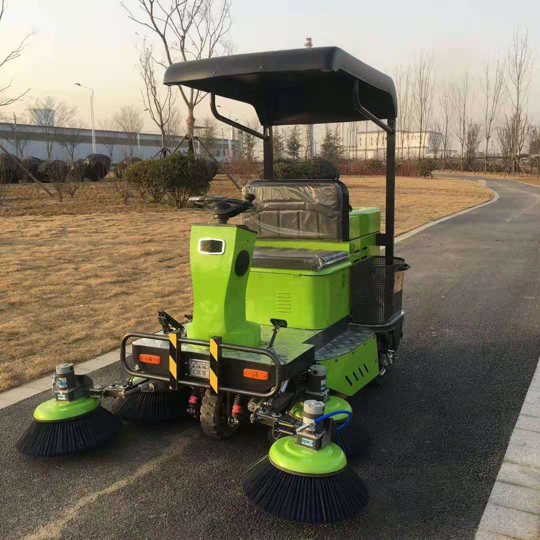 五刷座驾扫地机工厂车间小区物业清扫车环卫工厂街道遮阳款扫地机