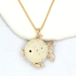 Cross-border explosions crystal fish necklace new small fish metal bag jewelry rhinestone long goldfish sweater chain wholesale