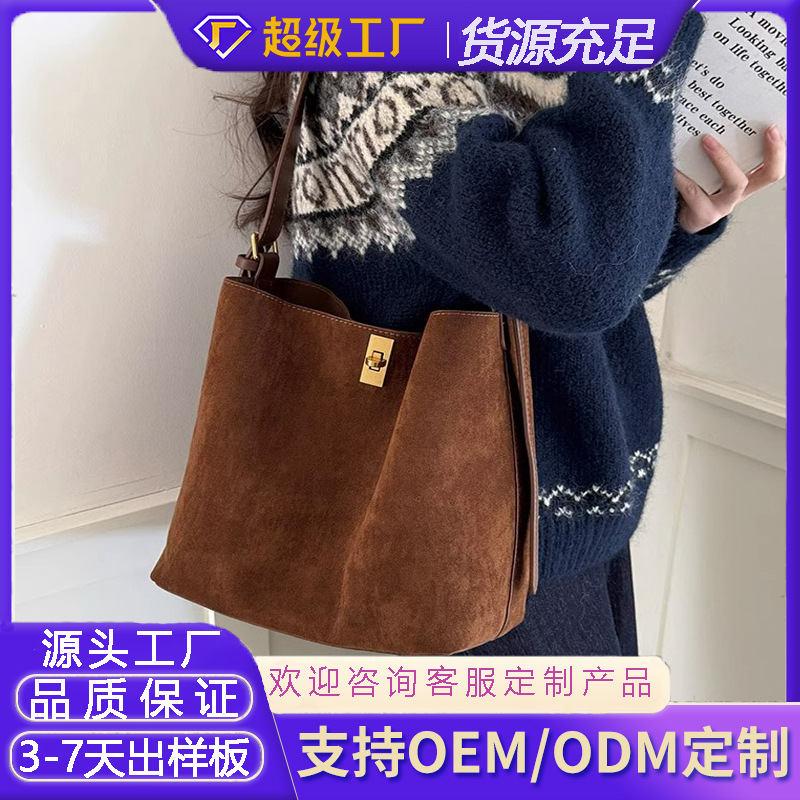 Autumn and Winter Korean Style Commuter Bucket Bag, Autumn and Winter Suede Retro Large-Capacity Versatile Shoulder Crossbody Tote Bag with Lettering