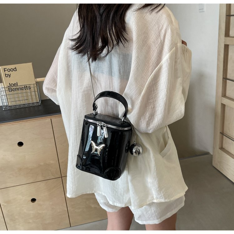 Exquisite fashionable handbag for women, new stylish high gloss solid color shoulder bag, high-quality and versatile_voghion.com