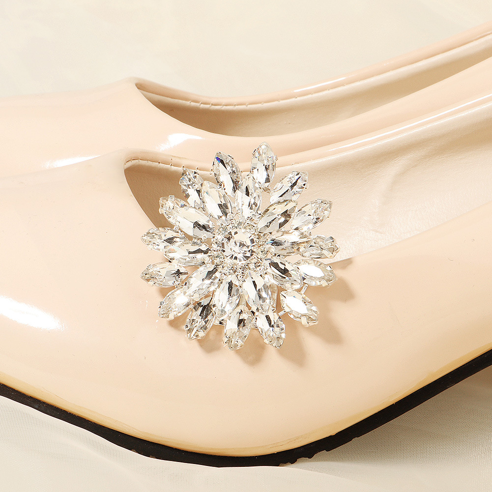 High-end Crystal Shoe Buckles With Diamonds,Shoe Clips,Bridesmaid High-heeled Shoes,Decorations,Wedding Shoes,Versatile Women's Rhinestone Shoe Flowers