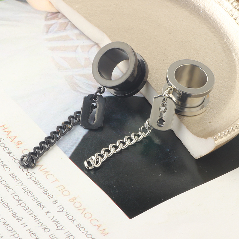 External Thread Blade Chain Pendant Ear Auger Popular Ear Curved Piercing 316L Surgical Steel Black 25mm detail image 9