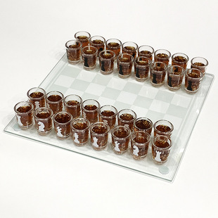 Chess, wineglass, 35×35cm, 086m