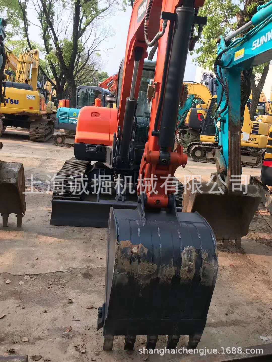 找供应二手小挖机 斗山DX60-9二手60挖掘机