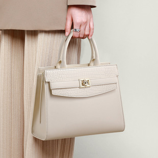 ����Ů2026�¿�r����Ƥ���߼�������ͨ�ڰ��ļ�������������bags