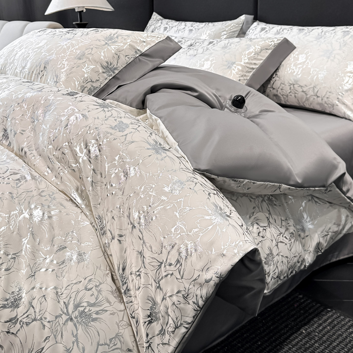 Ice Silk Cooling Dekbedovertrek Zomer Nieuw Model A-klasse Gewassen Vierdelige Set, Jacquard, Lichte Luxe, Hoogwaardige Voelbaarheid, Ice Silk Cool Dekbedovertrek, Si_voghion.com