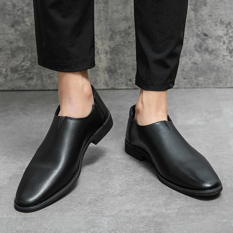 Zapatos de cuero casuales de un solo pedal para hombre 2024 Four Seasons Korean Trend Youth Work Zapatos formales de negocios Zapatos puntiagudos