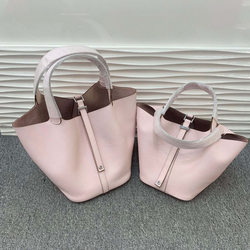 新款2025头层牛皮togo皮潮菜篮子包手提锁头水桶包 真皮手拎女包