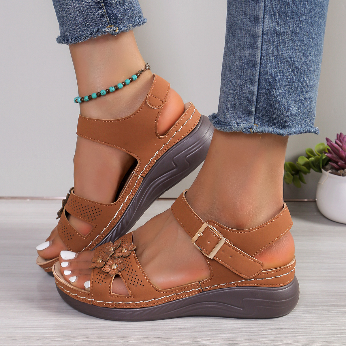 Summer sandals wedge heel platform made of soft leather