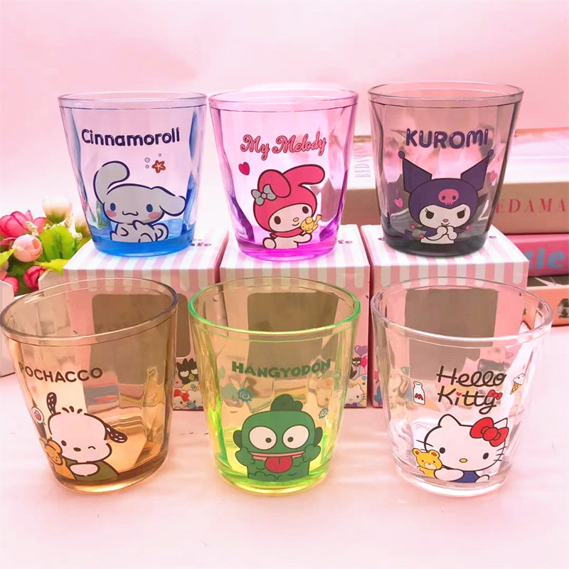Cartoon acrylic plastic cute mouthwash