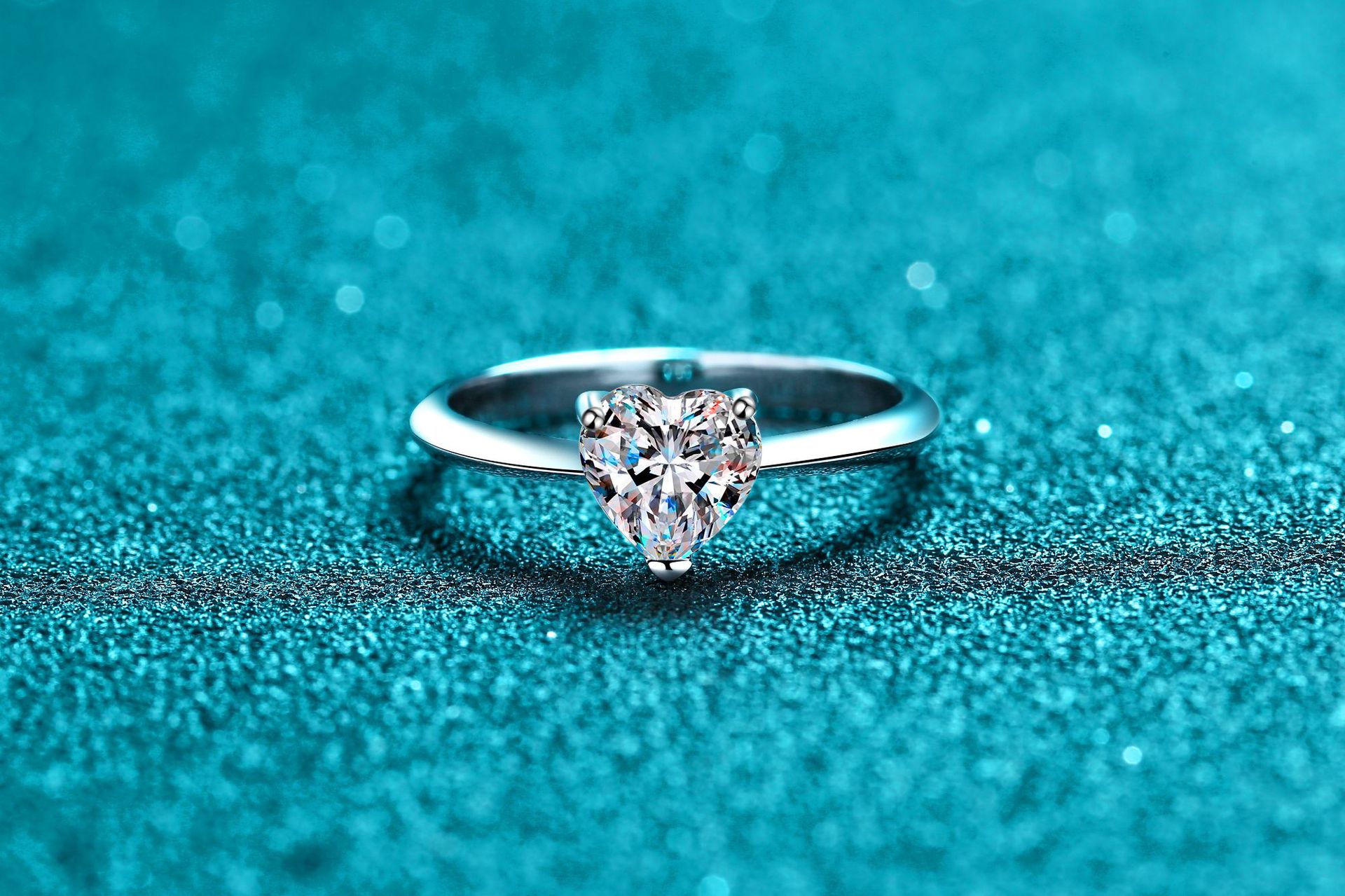 Wedding Occasion 925 Sterling Silver Material 925 Sterling Silver Moissanite Zircon Heart Shape Rings