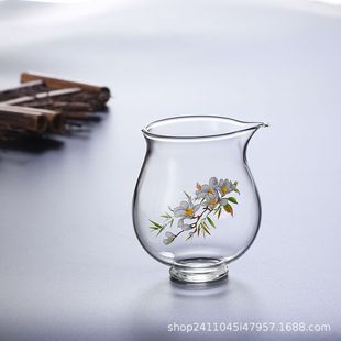Hand-made Transparent Glass Household Pointed-mouth Tea Sea Tea Uniform Cup Handmade Glass Public Cup Heat-resistant Tea Set Kung Fu Tea Set