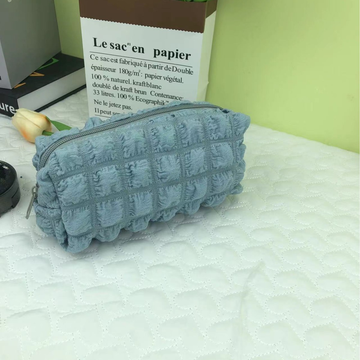 INS Cream puff bolso de la pluma del estudiante burbuja nicho no golpeando gran capacidad fufu suave bolsa de cosméticos de almacenamiento