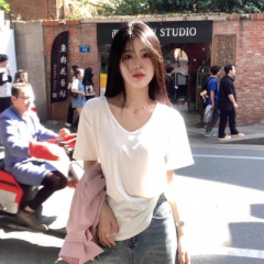 ホワイトコットンVネック半袖Tシャツレディース2025春夏新作ニッチデザインスモールフレグランススタイル右肩トップ