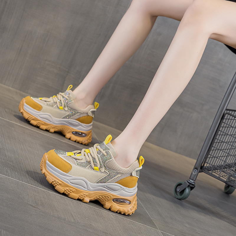Giày sneaker nữ chunky đế dày phong cách retro, tăng chiều cao, đính đá lấp lánh — M2911 vàng, M2911 be, M2911 đỏ, M2911 xanh lá