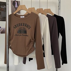 アメリカのデザイン感が甘くて辛いです。ショートモードの長袖tシャツです。