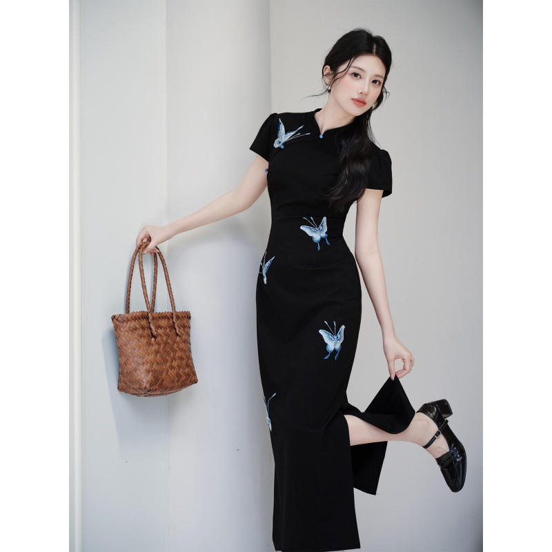 新しい中国風の改良されたチャイナドレス女性のための春と夏のレトロな蝶刺繍黒のロングスカートエレガントなデイリースタイル|undefined