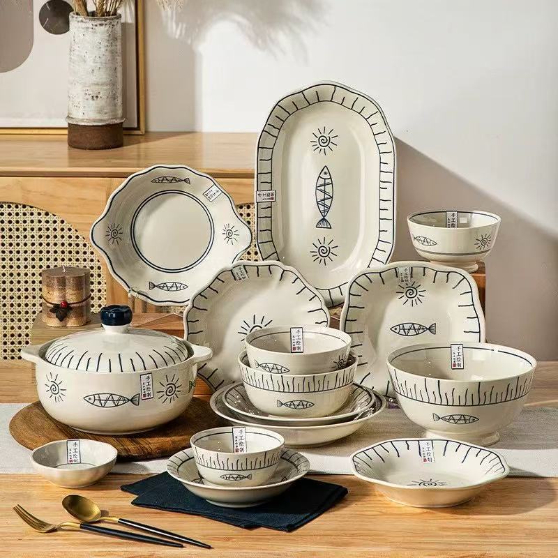Creative Japanese tableware