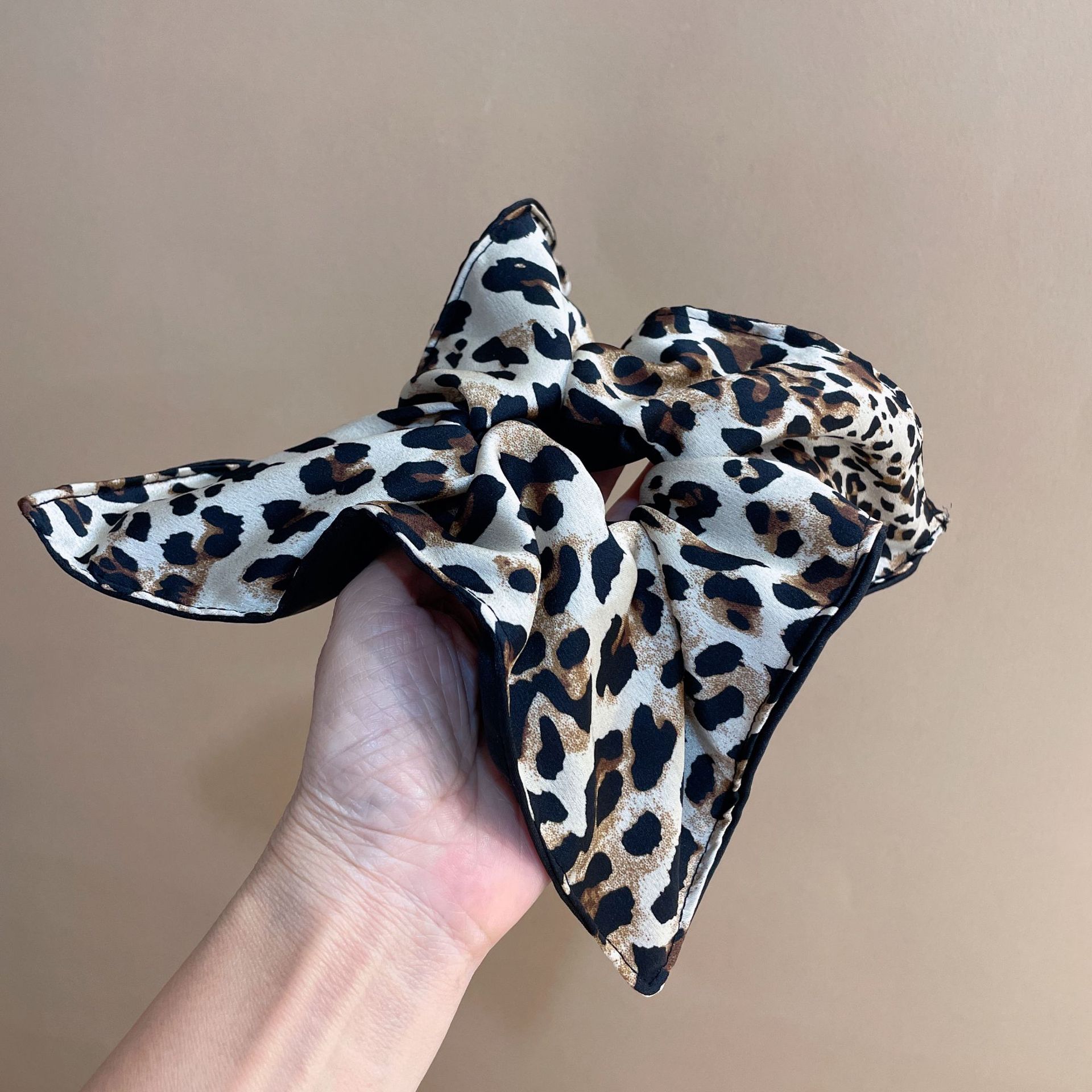 bbf2fa4cf5296276b0fd56a577ec2c