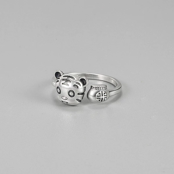 Little Tiger Ringzi