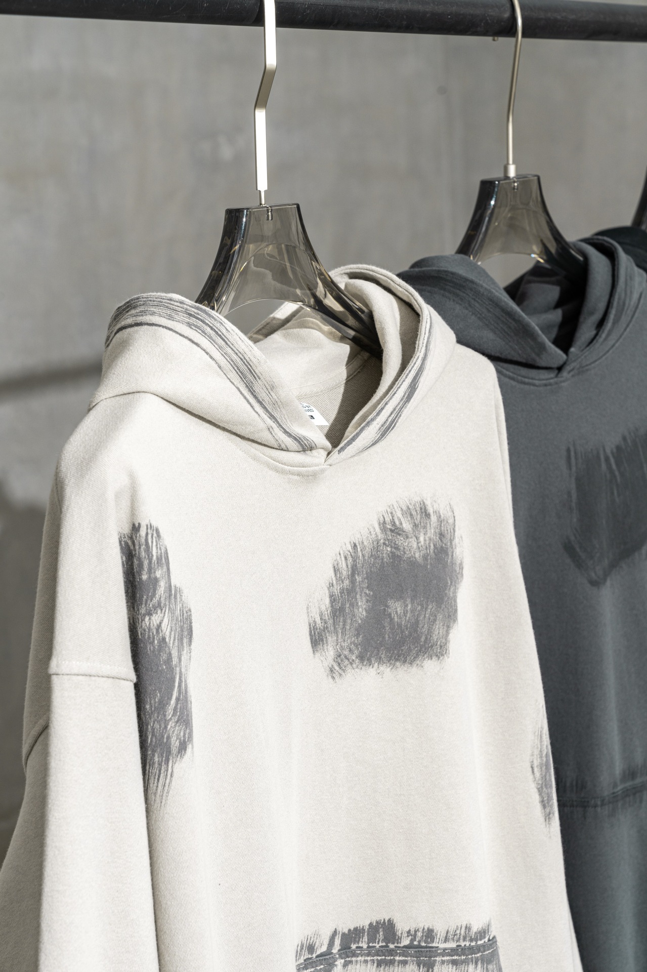 Sweat à capuche homme style urbain délavé coupe ample_voghion.com