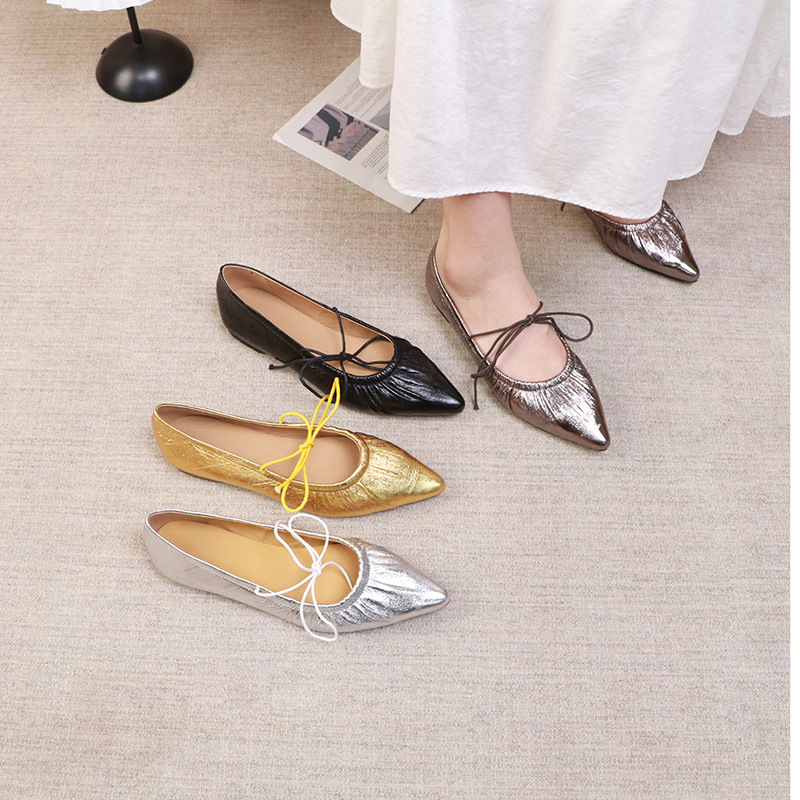 Low shoes pointed-toe low-cut