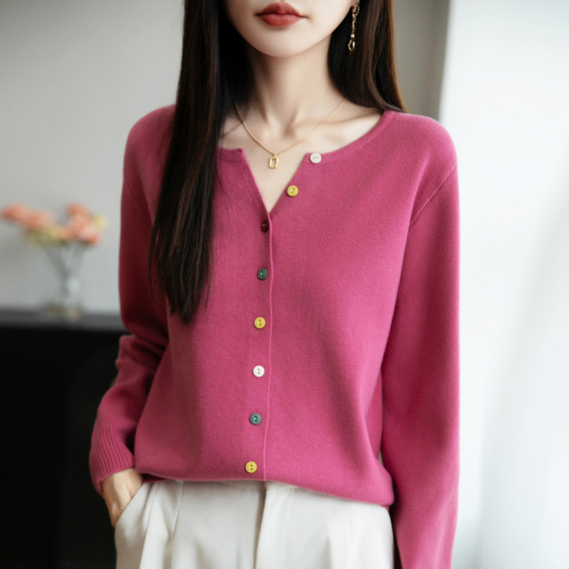 韩系彩色扭扣V领针织开衫女秋冬新款外穿圆领软糯纯色毛衣外套女|undefined