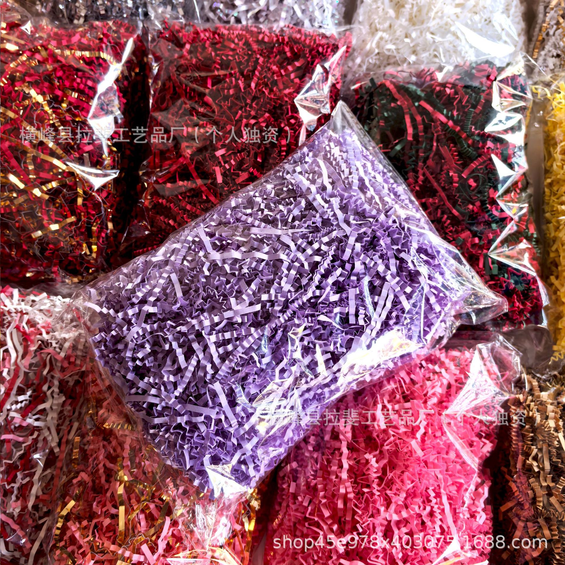 Fabricante al por mayor pliegue de hierba de algodón de hierba rasgada de papel de seda transfronteriza explosión caja de regalo embalaje de relleno image 13