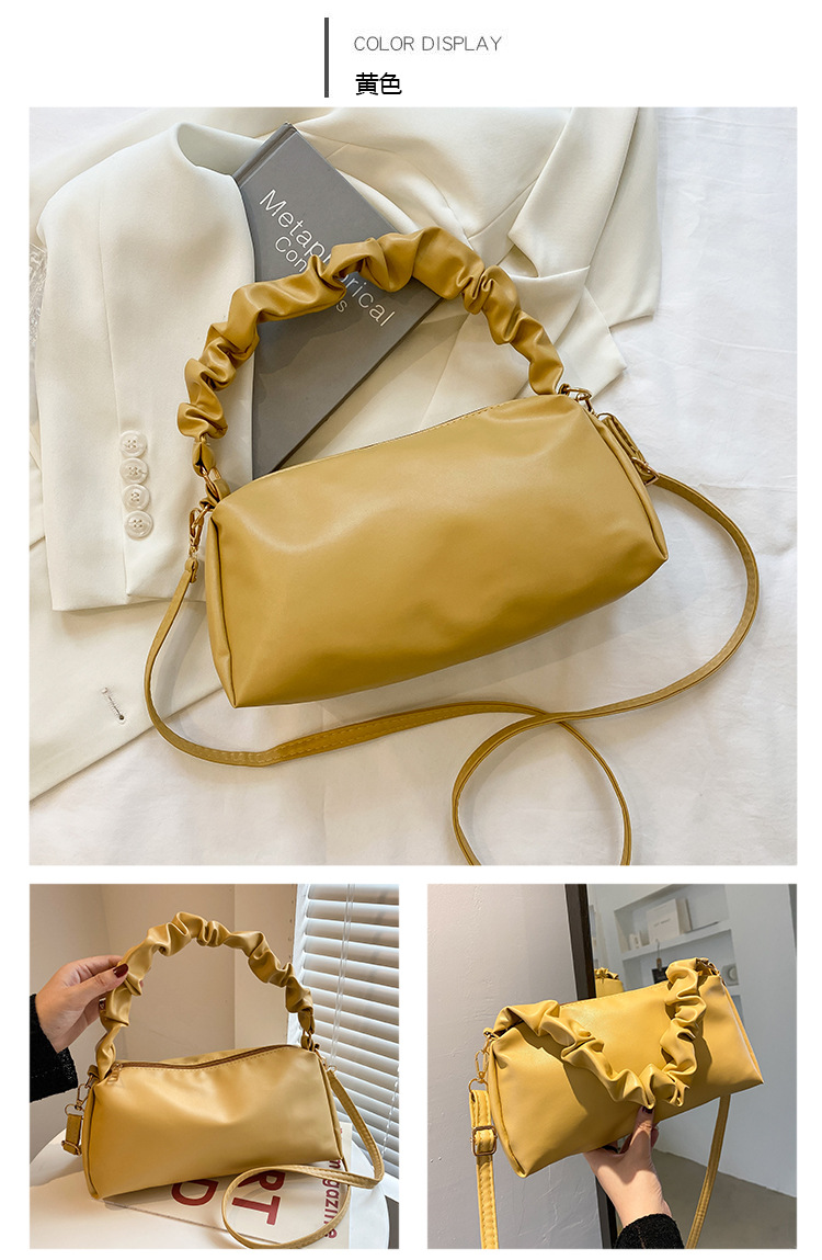 Nihaojewelry Wholesale Simple Casual Soft Leather Fold Solid Color Shoulder Bag display picture 8