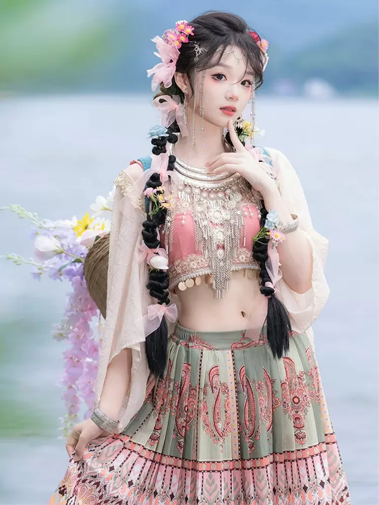 桃花圣女古风超仙异域风民族服装哈尼族西双版纳苗族服饰旅拍春夏