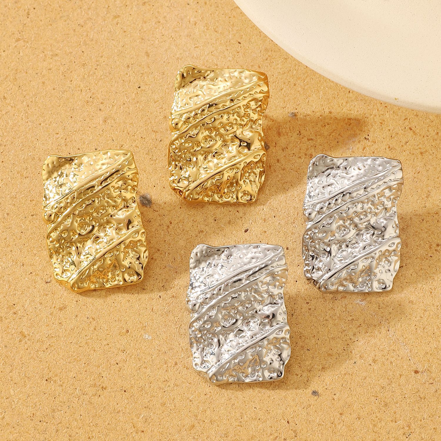 Plating, Pleated Design 1 Pair Basic Modern Style Classic Style Geometric Plating Pleated Titanium Steel Ear Studs