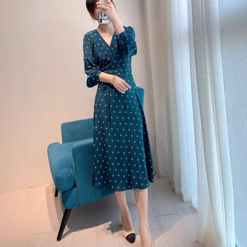 DVF 2020 Spring/Summer New French retro style dot print wrap V-neck dress female 23198 clearance