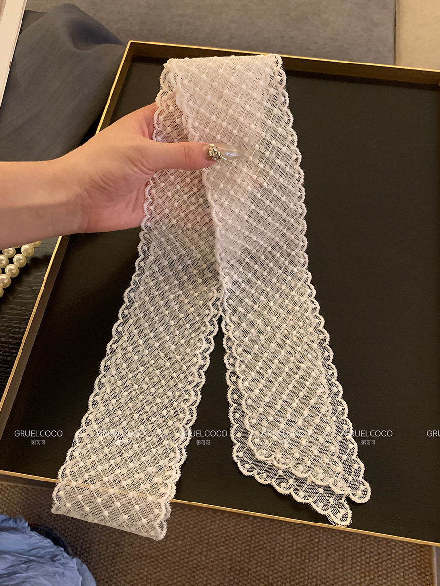 목 보호 리본 15 # 이 작은 흰색 사각형