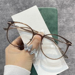 Warm Tea Glasses for Myopic Women with Ultra-Light Blue Light Blocking, Suitable for Pale Faces and Round Eyes, Korean Style, Makes Face Look Smaller