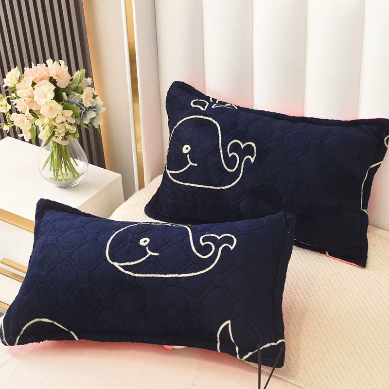 Coral flannel double-sided warm pillowcase for beloved for adults