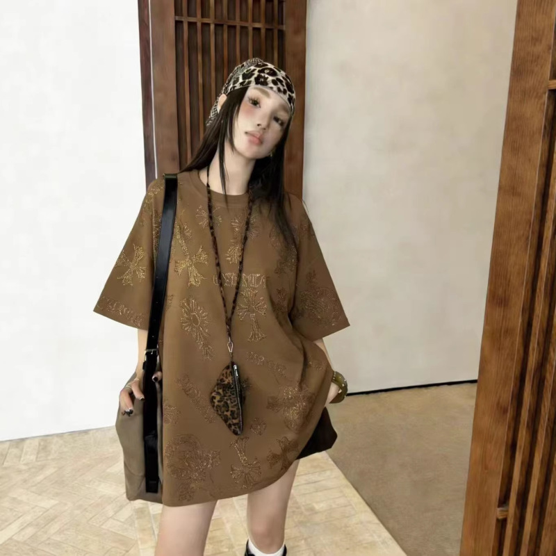 European-Style Women's T-Shirt 2026 Spring/Summer New Heavy-Duty Retro Cross-Pattern Rhinestone Embellished Loose Mid-Length Short-Sleeve Top