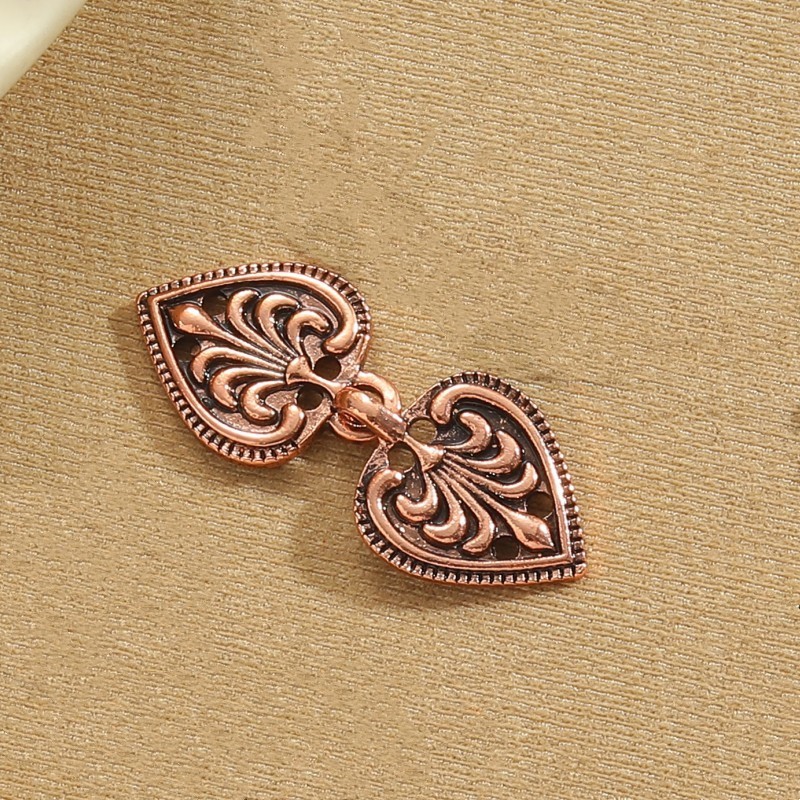 BC1045 고대 적색 동을 버클하는 하트 모양의 잎 (클립 없음)