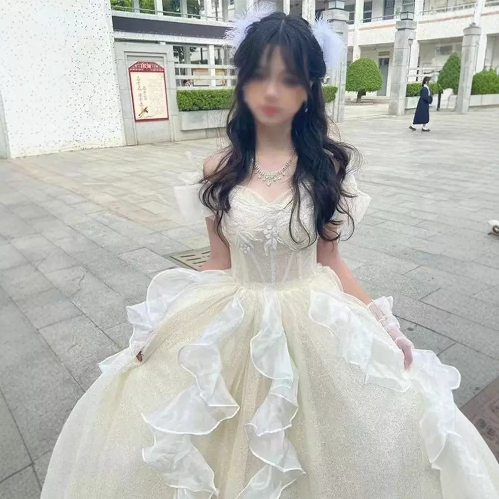 在逃公主晚礼服轻奢2025新款仙气主持人蓬蓬裙声乐艺考成人礼