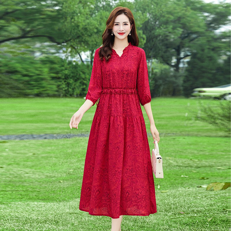 Middle-Aged and Elderly Women's Three-Quarter Sleeve Dress, Spring and Summer Outfit for 50-60 Year Old Mothers, Waist-Cinching Slimming Red Dress Middle-Aged and Elderly Women's Three-Quarter Sleeve Dress, Spring and Summer Outfit for 50-60 Year Old Mothers, Waist-Cinching Slimming Red Dress