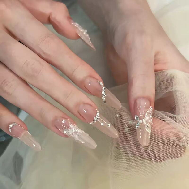 Tiktok Trending Wearable Nails with a High-End Feel for Autumn and Winter, Featuring Sparkling Diamond Butterfly Handmade Nail Pieces for Hot Girls
