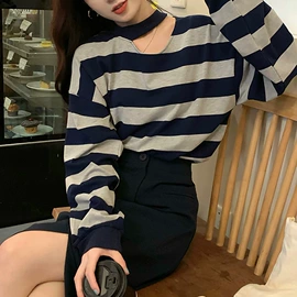 女式T恤;连衣裙;女式卫衣