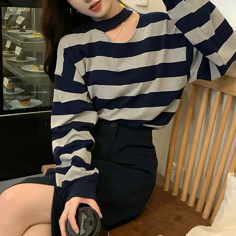 镂空挂脖条纹长袖针织衫女早秋网红新款设计感小众别致上衣ins