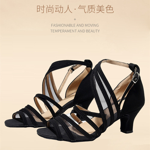 Wholesale Latin dance shoes for women adult dancing shoes with medium height square dance shoes soft bottom ballroom shoes moleskin sandals single shoes