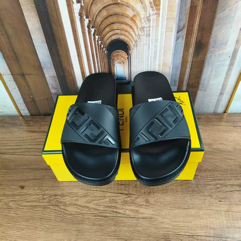 2025 новые летние повседневные сандалии для мужчин и женщин, пляжные тапочки на толстой подошве с европейской и американской модой для отеля на открытом воздухе