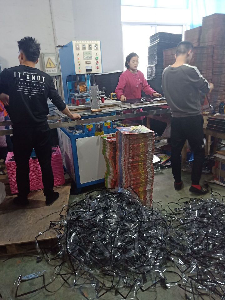 C723AD2E68F5D113800CC01DCCA5E7