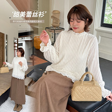 伊诺大码女装甜美杏色蕾丝打底衫2025冬韩系百搭长袖上衣433842