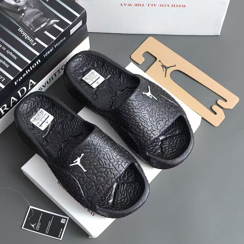 AJ Flyman Franchise Thick-Soled Slippers, Cracked Design, Summer Basketball, Breathable, for Outdoor Beach Use, Wholesale